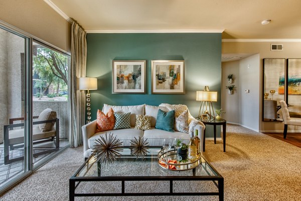 living room at Stonebridge Ranch Apartments