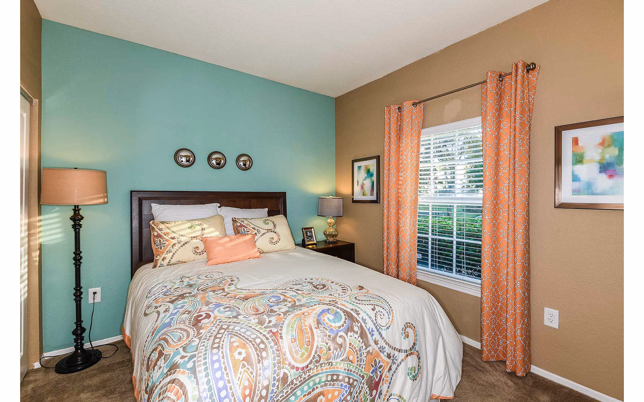Cozy bedroom with modern decor at Villas at Gateway Apartments
