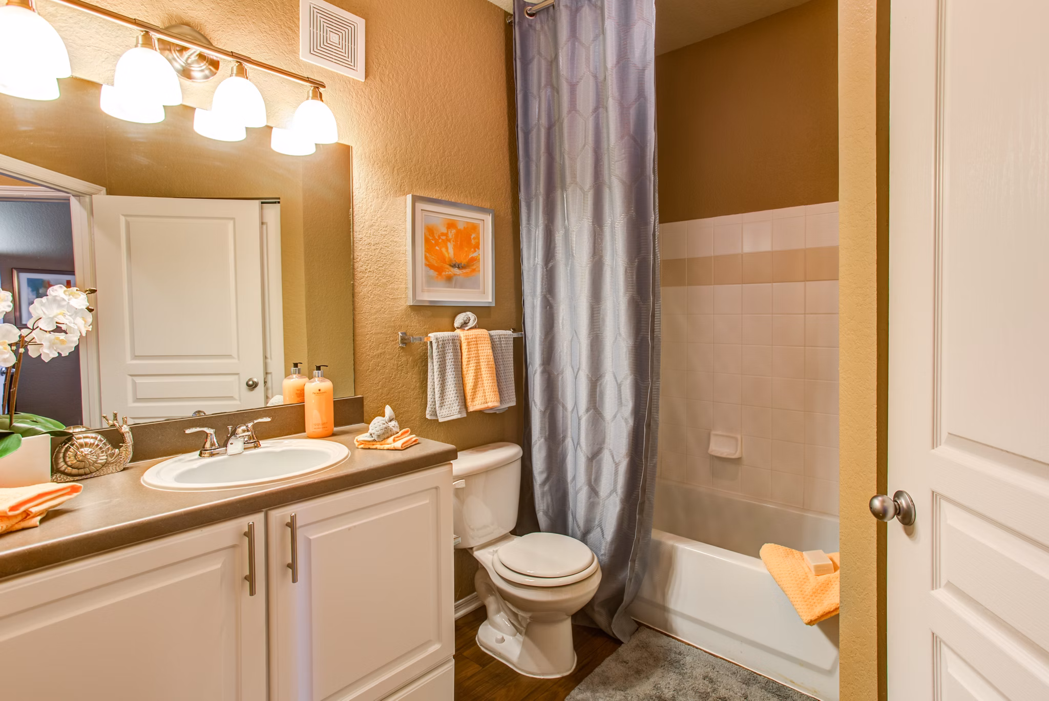 Modern bathroom with sleek fixtures at Villas at Gateway Apartments
