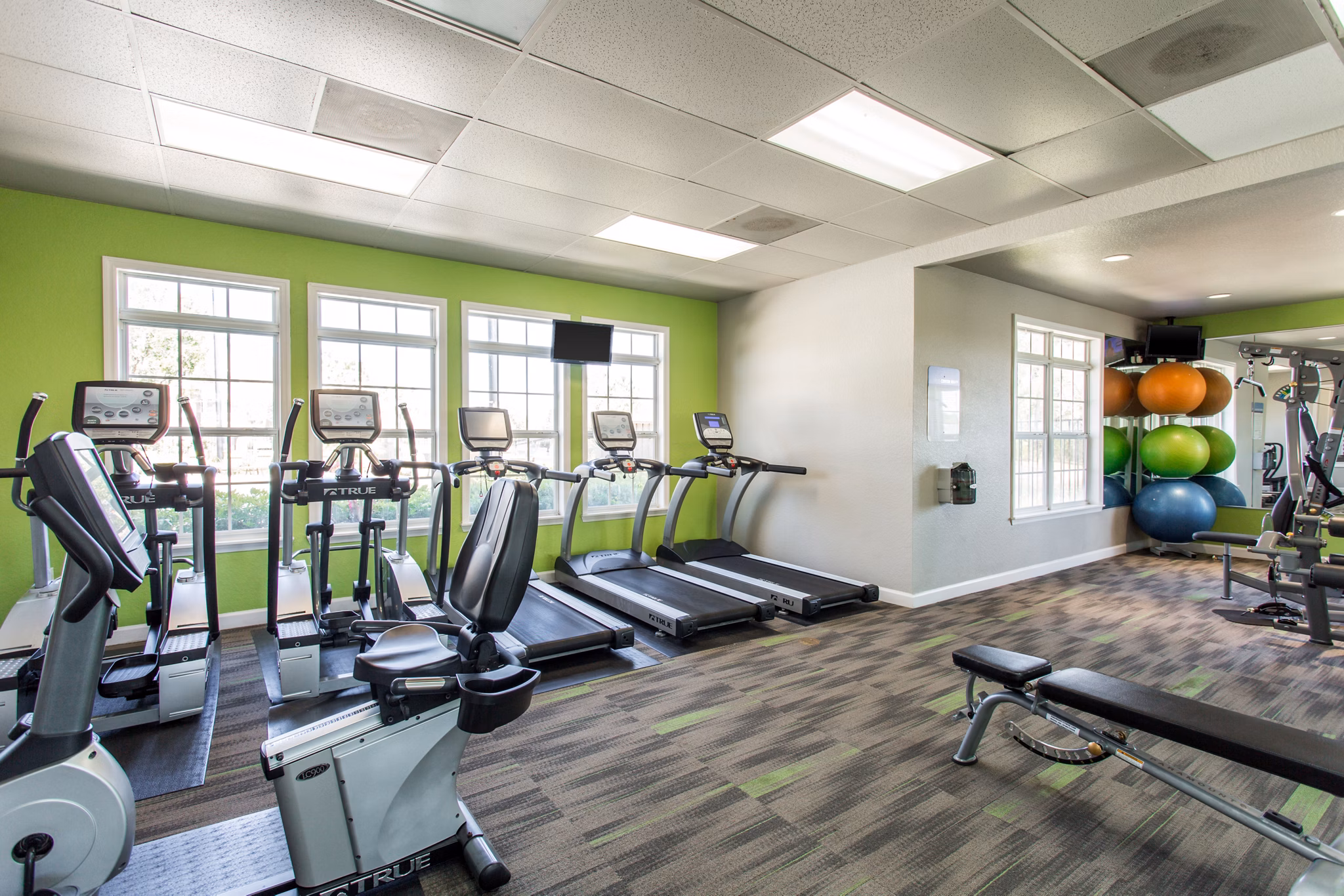 Modern fitness center with state-of-the-art equipment at Villas at Gateway Apartments