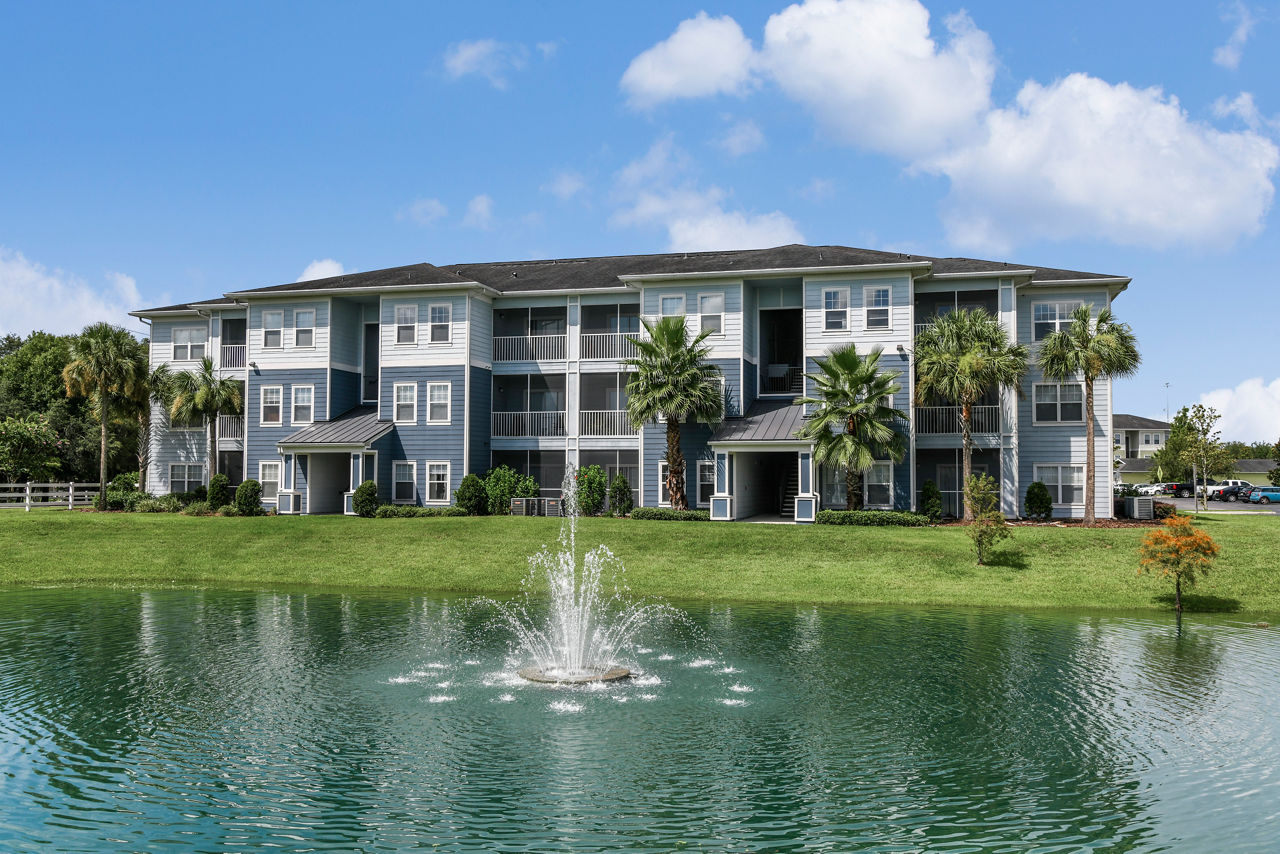 Arbor Glen Apartments Lakeland Fl 2 of 12