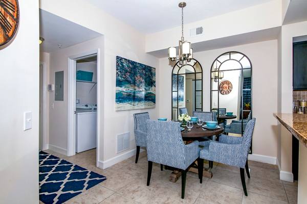 dining room at Bridges at Kendall Place Apartments            