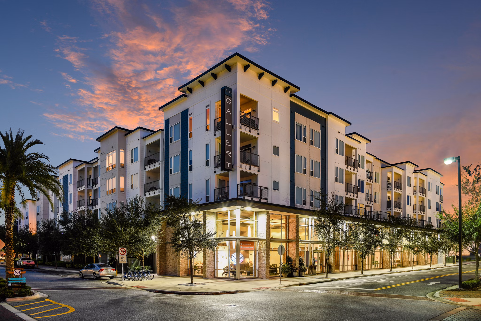 The Gallery at Mills Park: Elegant luxury apartments in vibrant Orlando neighborhood