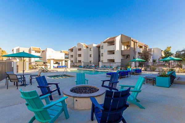 sport court/grill area/patio at Paseo on University Apartments