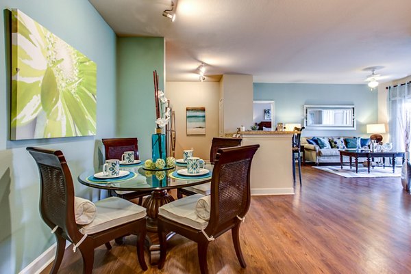 dining room at Town Center at Lakeside Village Apartments
