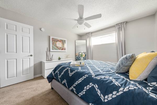 Solaire on Scottsdale Apartments