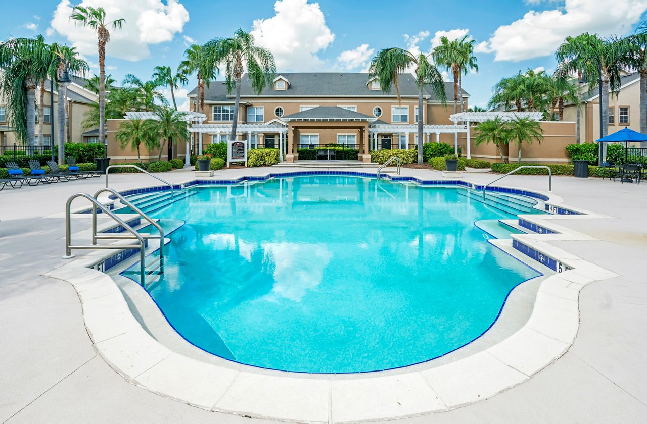 Park Central Apartments Manor Row in Orlando Greystar