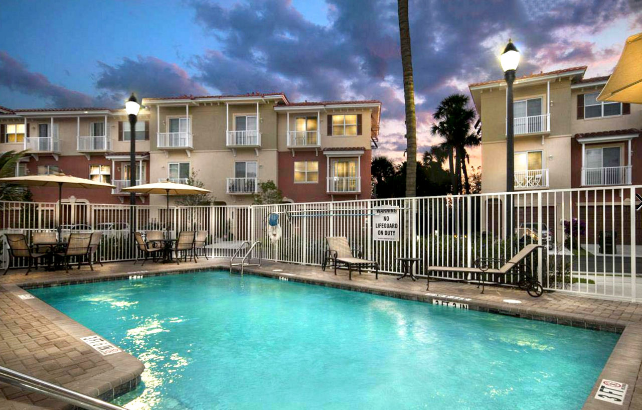 Pool at Midtown Delray Apartments (2 of 2)
