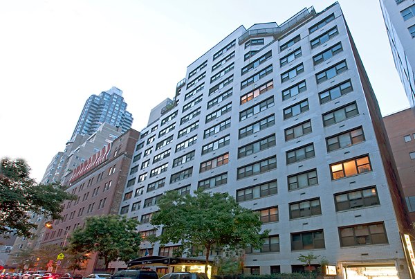 Renoir House Apartments