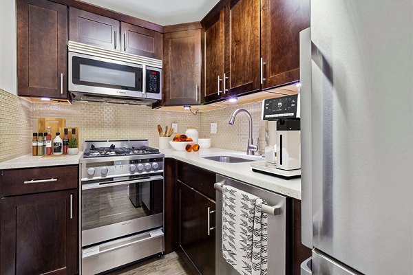 Renoir House Apartments