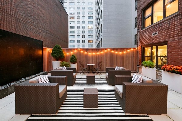 Renoir House Apartments