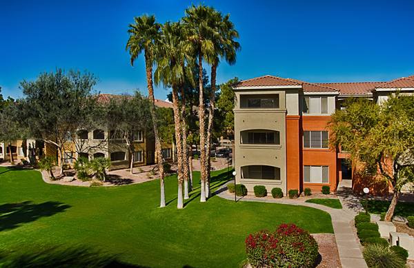 Aventura Apartments