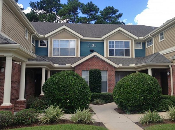 Avenue Royale Apartments