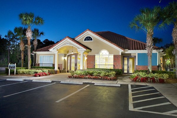 Avenue Royale Apartments