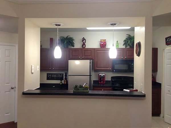 Avenue Royale Apartments