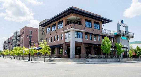 College Town Student Apartments