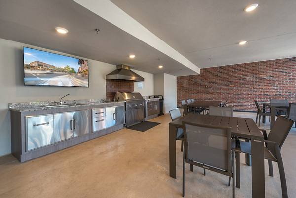 College Town Student Apartments