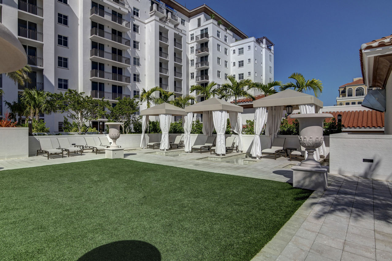 Roof deck at Sofia Coral Gables Apartments
