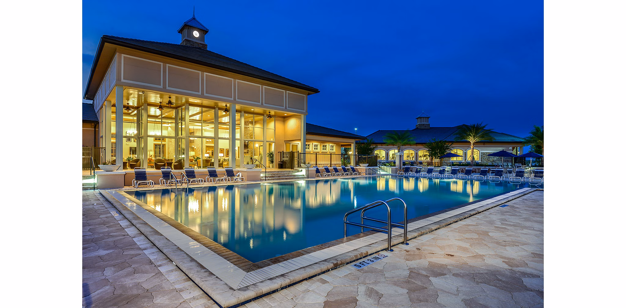 pool at Sanctuary at West Port Apartments