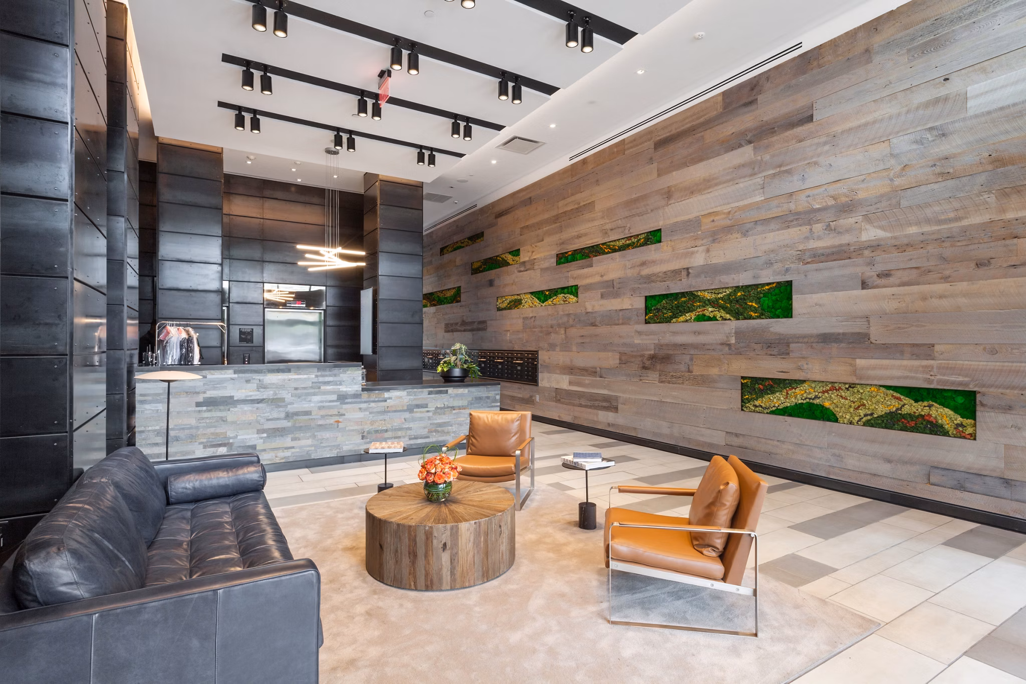 Clubhouse featuring modern design and amenities at Watermark LIC apartments