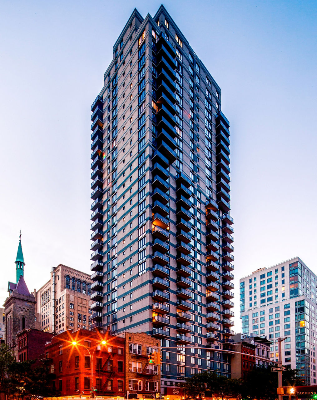 290 3 Avenue #21C, Manhattan, NY 10010 4