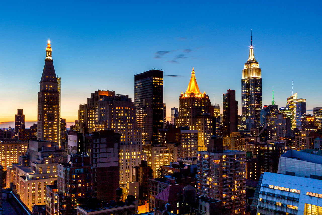 INSTRATA Gramercy Apartments: Elegant high-rise property in the heart of New York City