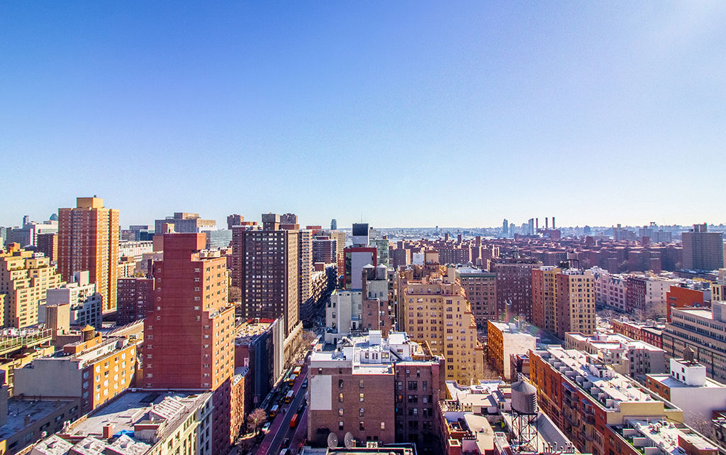 InSTRATA Gramercy: Luxurious high-rise apartments in New York City, featuring modern design and premium amenities