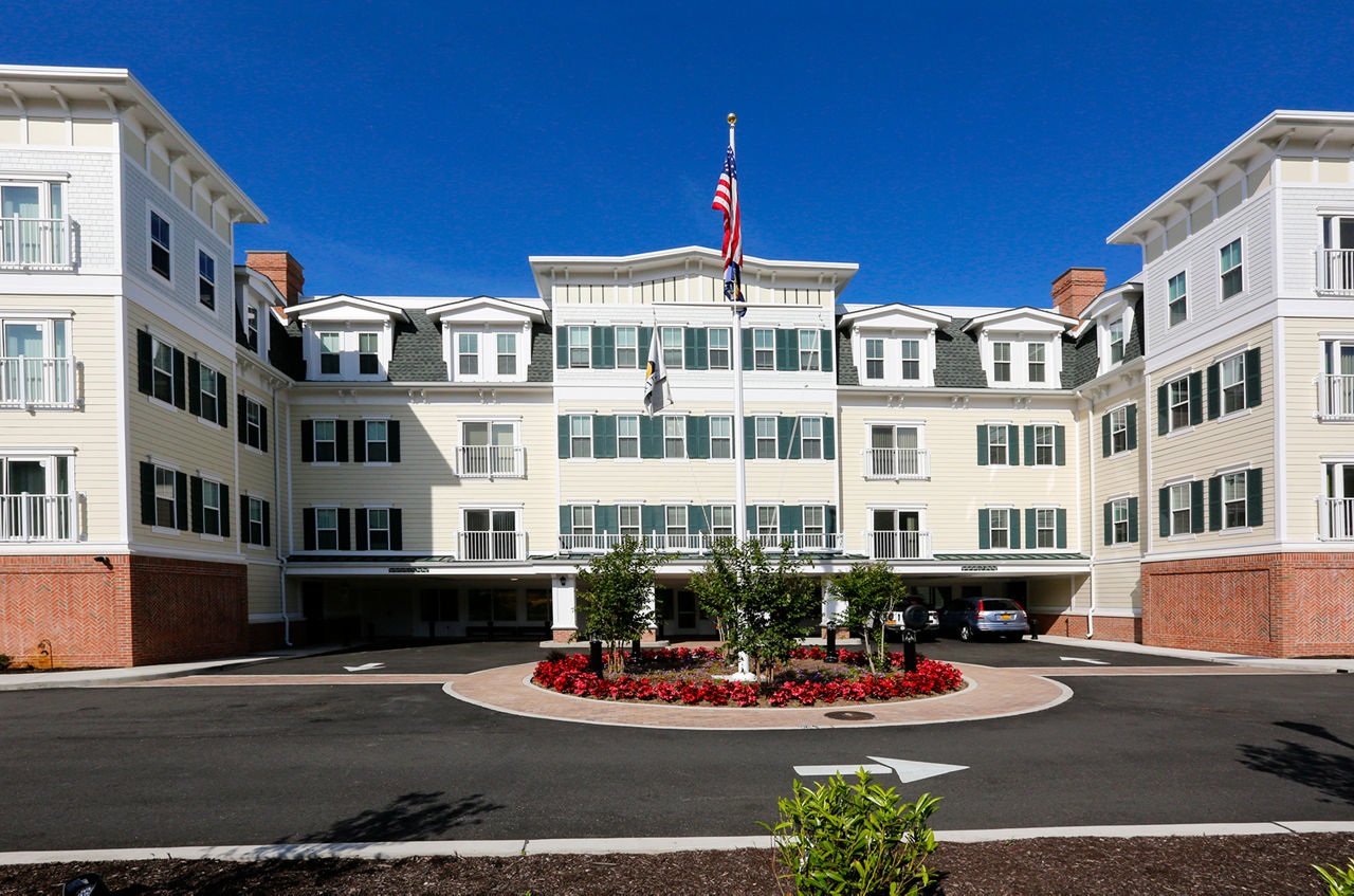 The Shipyard At Port Jefferson Harbor Apartments Port Jefferson Ny 7 of 12
