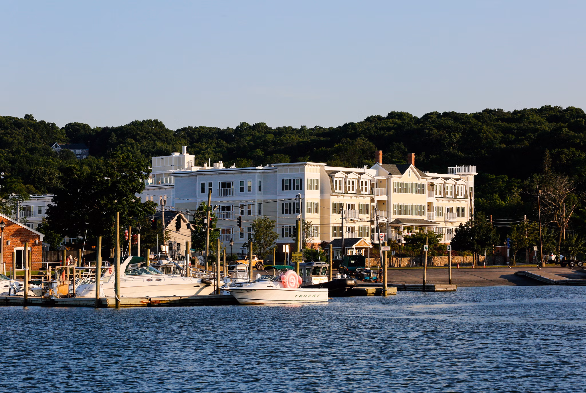 The Shipyard at Port Jefferson Harbor: Luxury waterfront apartments with scenic harbor views in Port Jefferson