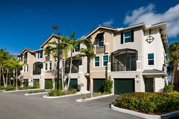 exterior at The Quaye at Palm Beach Gardens Apartments