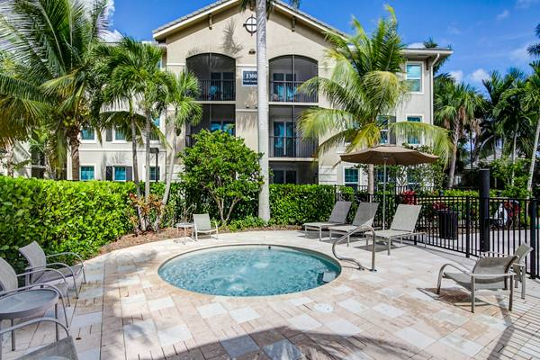 hot tub/jacuzzi at The Quaye at Palm Beach Gardens Apartments              