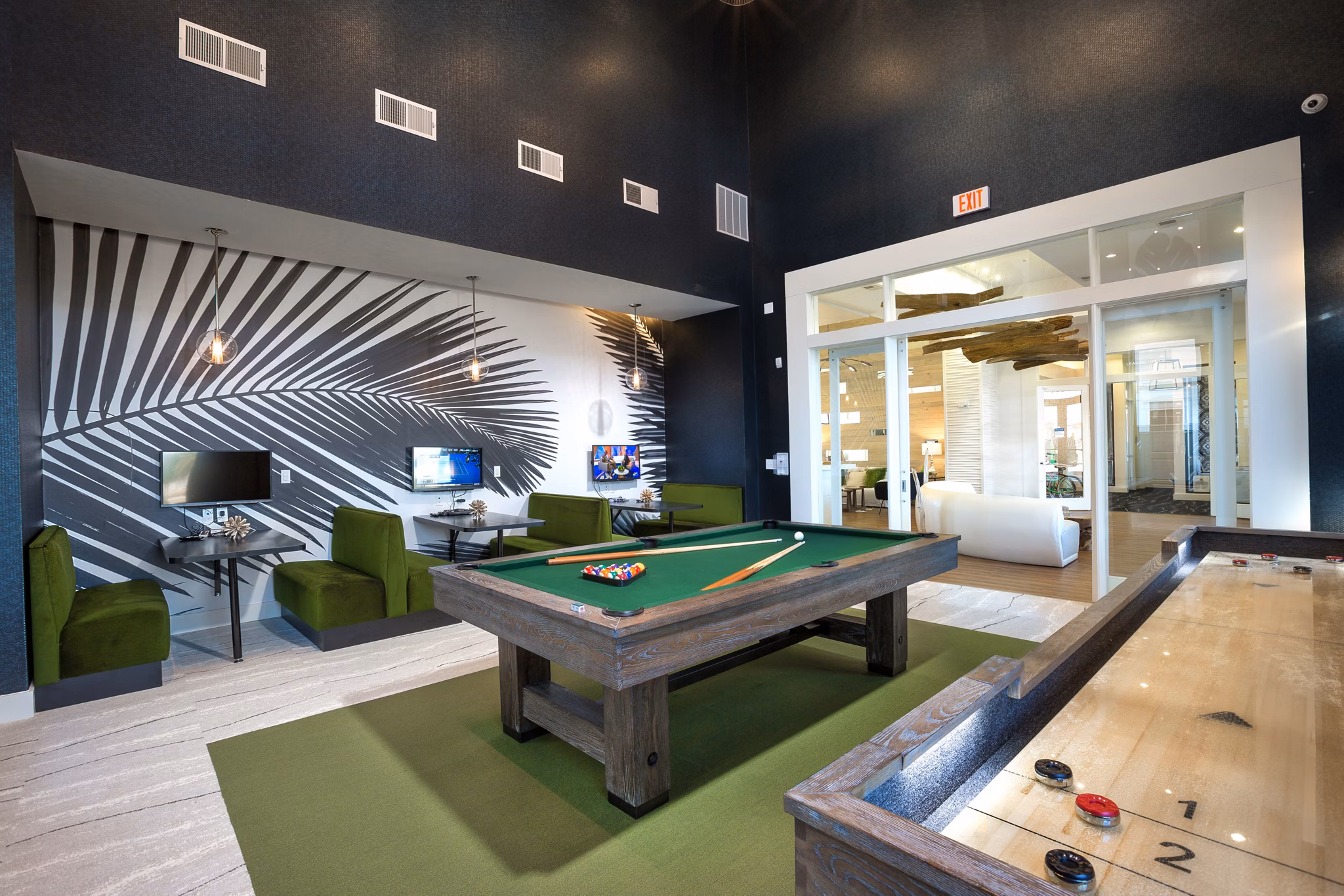 clubhouse at Sea Glass Apartments