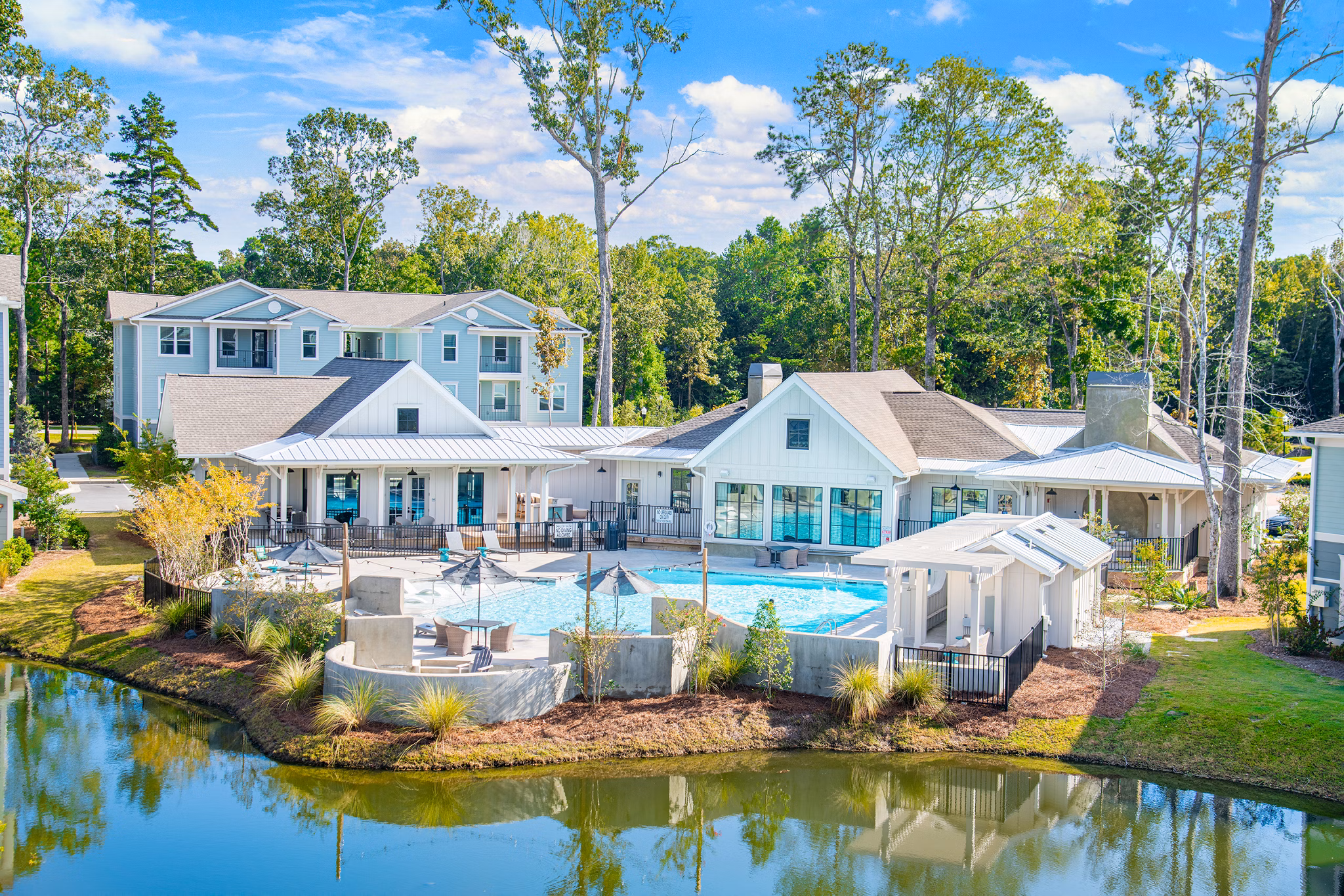 Atlantic at Grand Oaks: Elegant of luxury apartments in prime location