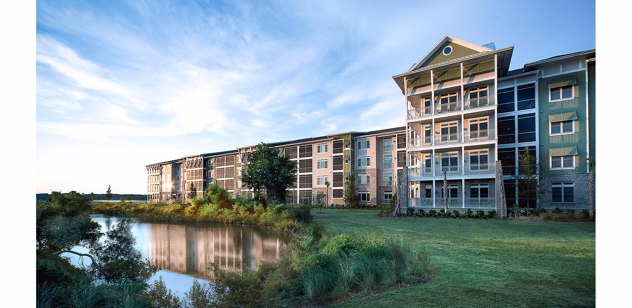 WaterWalk at Shelter Cove Towne Centre: Modern luxury apartments in a vibrant coastal setting