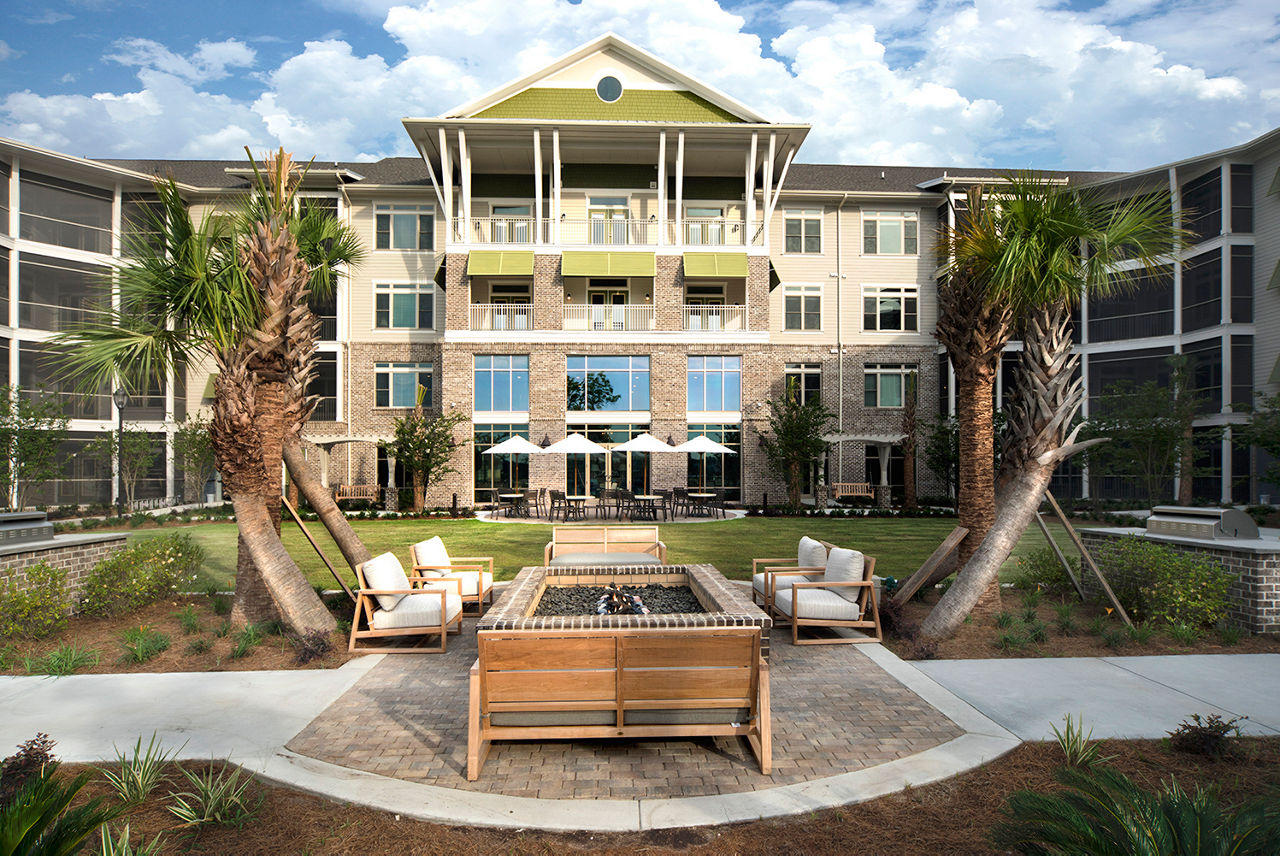 Waterwalk At Shelter Cove Towne Centre Apartments Hilton Head Island Sc 12 of 12