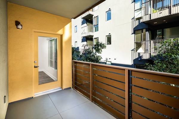 patio/balcony at Alaya Hollywood Apartments      