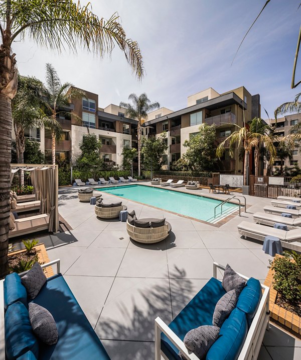 pool at Alaya Hollywood Apartments   