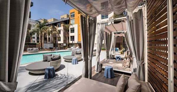 pool at Alaya Hollywood Apartments          