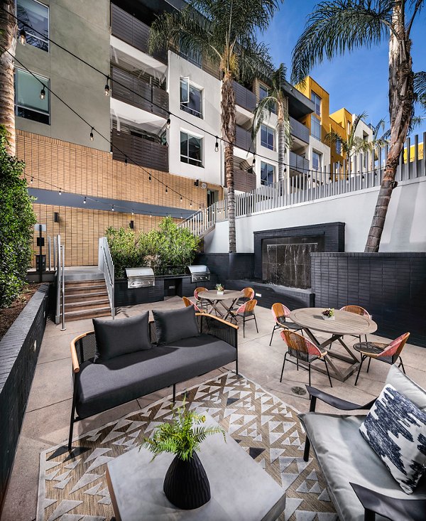 patio/balcony at Alaya Hollywood Apartments       