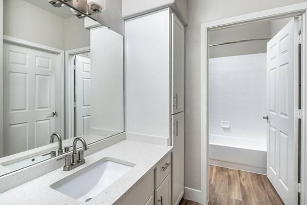 Sierra Canyon Apartments