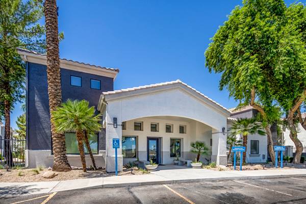 Sierra Canyon Apartments