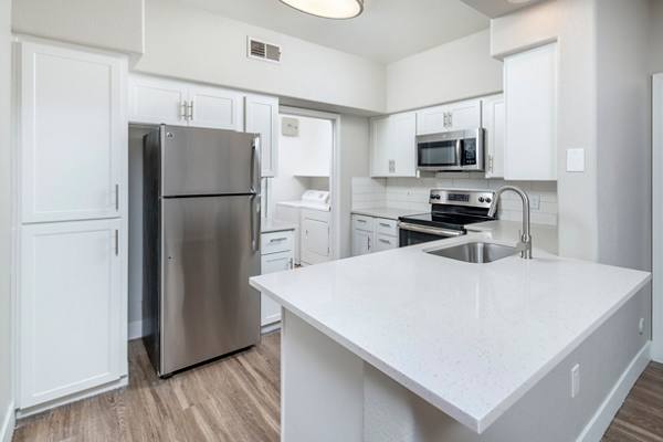 Sierra Canyon Apartments
