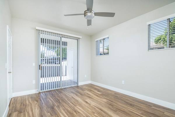 Sierra Canyon Apartments