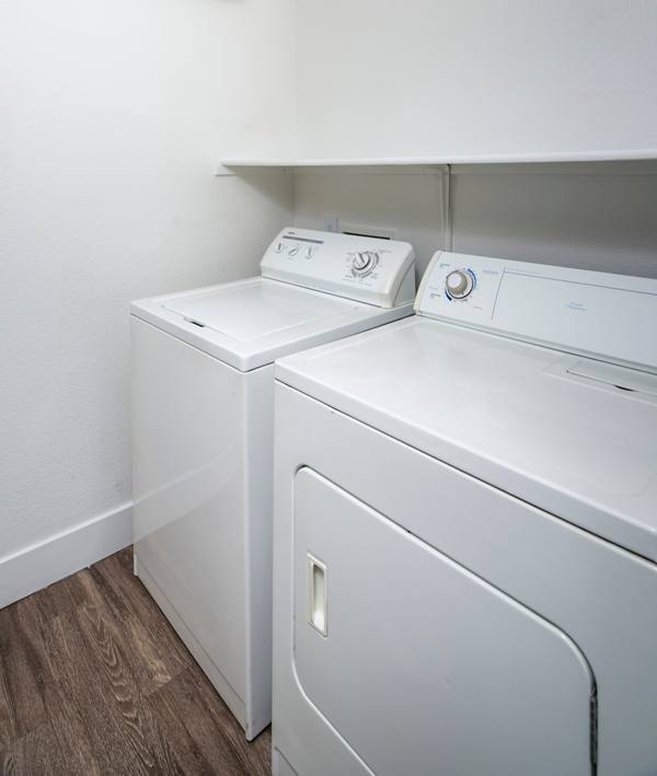 Sierra Canyon Apartments