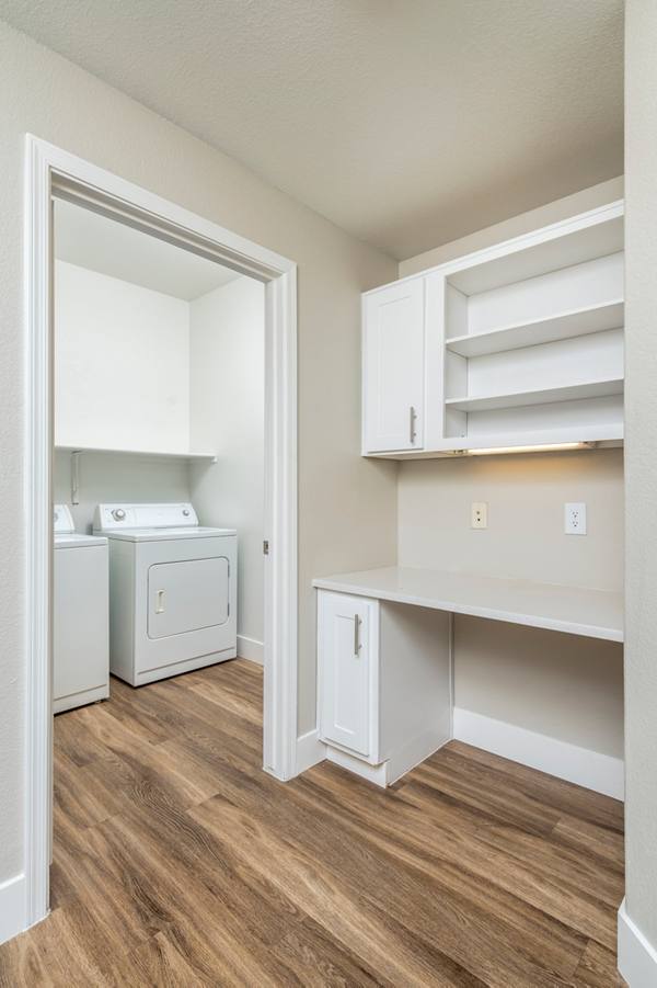 Sierra Canyon Apartments