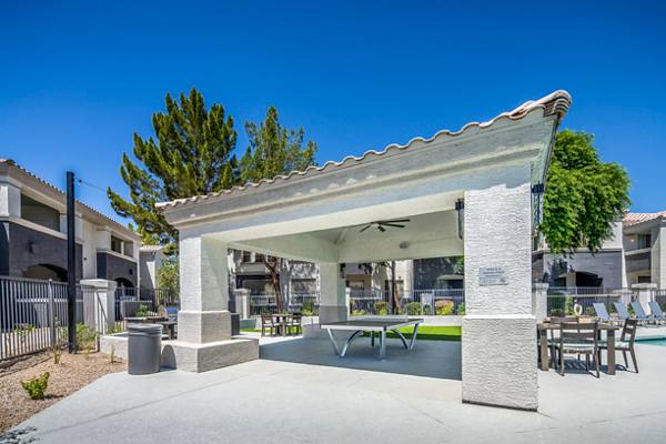 Sierra Canyon Apartments