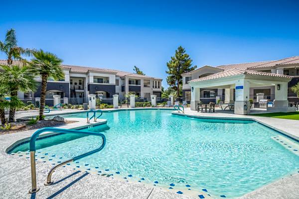 Sierra Canyon Apartments