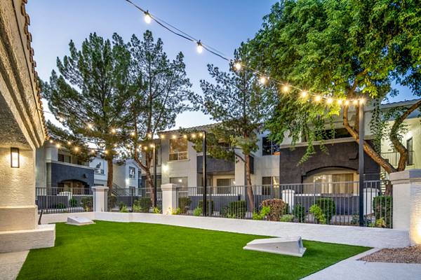 Sierra Canyon Apartments