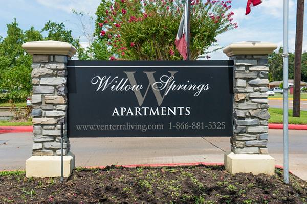 signage at Willow Springs Apartments