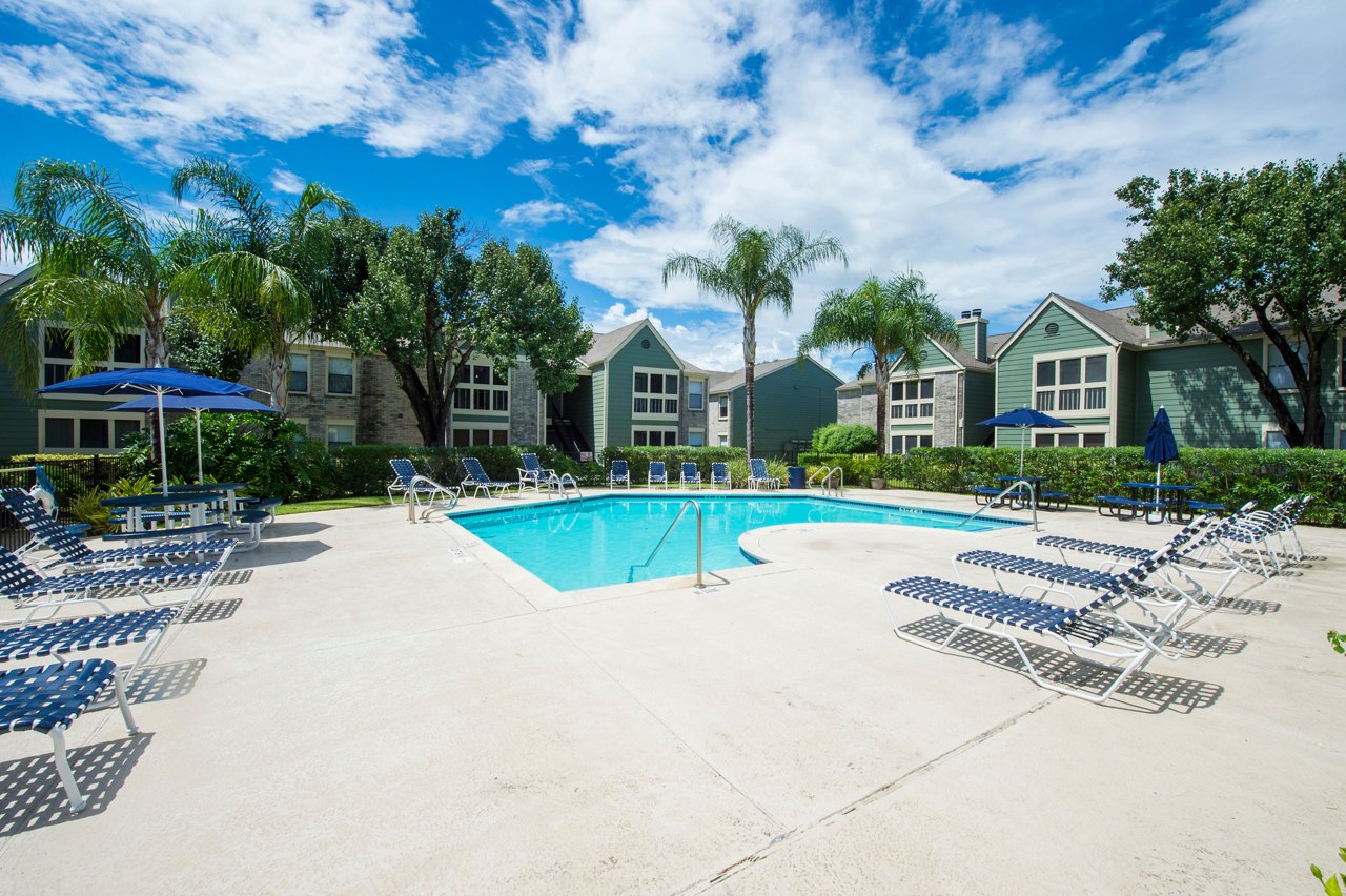 Willow Springs Apartments in Pasadena Greystar